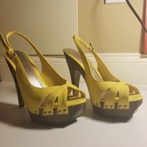 QUPID BRIGHT YELLOW LEATHER HIGH PLATFORM HEELS
